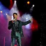 Douglas Ladnier: Hits of Neil Diamond!