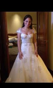 Monique Lhuillier Esme 3 800 Size 4 Used Wedding Dresses Dresses Used Wedding Dresses Preowned Wedding Gowns