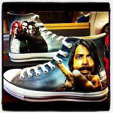 See more of foo fighters thailand on facebook. Dave Grohl Nirvana Custom Shoes Thai Thailand Bangkok Mbk Whatsshop Sneaker Paint Art Handmade Kicks Allstar Converse Chucks Chucktaylor Davegr Converse Chuck Taylor High Top Sneaker Custom Chuck Taylors Sneakers