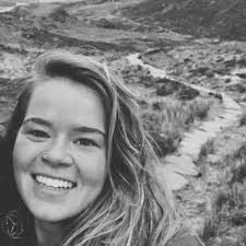 Fiona Higgins (@ShapedByTheSea)