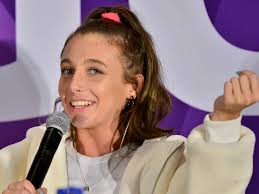 How To Edit Like Emma Chamberlain On Iphone - Youtube