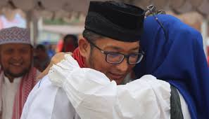 Momen Haru, Asli Chaidir Lepas Hendri Septa