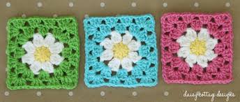 Free solid granny square crochet pattern and detail pictures of the block. Daisy Granny Square Crochet Pattern Daisy Cottage Designs