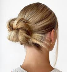 Whether you have naturally straight hair or straightened it with a flat iron, here are 20 straight hairstyle ideas that'll switch up your usual style. 40 Hairstyles For Straight Hair That Are Trendy In 2021 Hair Adviser