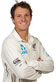 He made his test debut in december 2009 and eight months later played his first one day international. Bj Watling Stats Bio Facts And Career Info