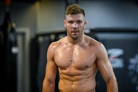 UFC 290: Dricus Du Plessis Stuns Robert Whittaker, Books Title Shot Against  Israel Adesanya - South Africa Sports News and Blog Site | South Africa  Sport