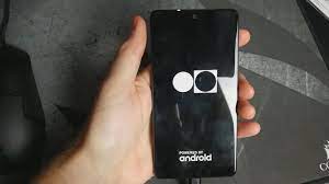 Man, i could have sworn it was not recommended to leave the bootloader unlocked. Telefono Movil Essential Como Desbloquear Su Bootloader Facilmente