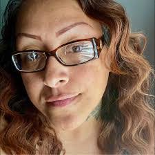 Tina Guillotte's Instagram, Twitter & Facebook