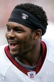 Raymond Macedo's Instagram, Twitter & Facebook