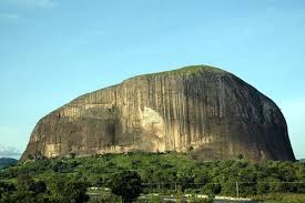 Nigeria's answer to australia's uluru, zuma rock lies north of nigeria's capital abuja and is easily observed by driving the main road from abuja to kaduna. Tourism In Nigeria Zuma Rock Steemkr