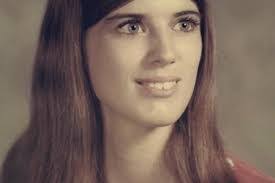 Amanda Rath's Instagram, Twitter & Facebook