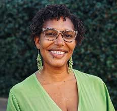 Beth-Sarah Wright '95 promotes dignity and authentic connections