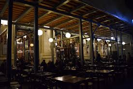 Nunti, botezuri, cumetrii, chefuri, insufletite de muzici vechi sau noi, dantuitori de pe la noi şi de peste mari si tari! Caru Cu Bere Restaurant