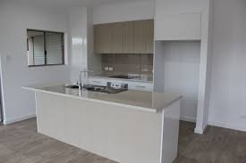 Benchtop Polytec Amaretto Marquina Gloss Panels Formica Snowdrift Gloss Feature Panels Laminex O Contemporary Kitchen Custom Kitchens White Gloss Kitchen