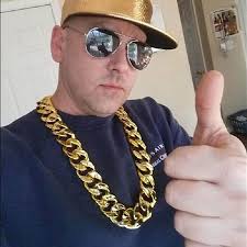 SIfdSeng Collier Cadeau Drôle en Or pour Hommes Femmes Chaîne en Or Rappeur  des Années 80 90 Collier Punk Hop Accessoire de Tir