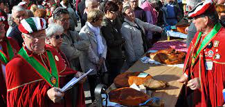 Maybe you would like to learn more about one of these? La Foire Au Jambon De Bayonne 2019 Green Resort