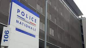 Si vous appelez en début ou en fin de service par contre ça sera possible! Clermont Ferrand Des Coups De Feu Visent L Entree D Un Immeuble Pres Du Carrefour Des Pistes
