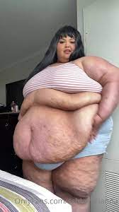 Huge ssbbw fatbelly - ThisVid.com