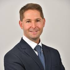 Daniel Kulpinski's Instagram, Twitter & Facebook