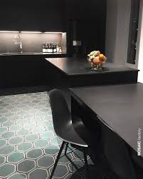 Grune Sechseckige Zementfliesen Mosaic Factory Zementfliesen Wandfliesen Kuche Kuchenfliesen