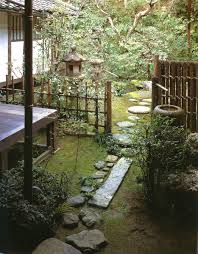 Shozenji Temple Landscapes For Small Spaces Japanese Courtyard Gardens By Katsuhiko Mizuno Japanese Garden Design Small Japanese Garden Japanese Garden