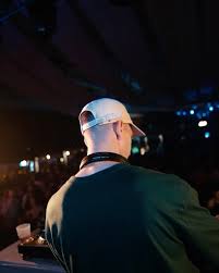 registros de mi paso por @almas.prod 💨, muy contento de poder mostrar un  poco de lo que hago en Paraná. agradezco a todo el equipo de al+ por la  invitación, a la gente que fue a bancar desde temprano ...