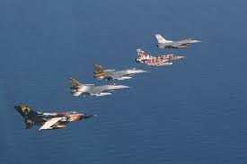 Hasil gambar untuk video berbagai teknik membuat pesawat tempur canggih