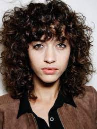 Pony Mit Locken Geht Nicht Geht Doch Curly Hair Styles Naturally Curly Hair Styles Hair Styles