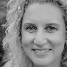 Marina Johnson's Instagram, Twitter & Facebook