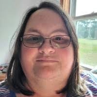 Julie Poe's Instagram, Twitter & Facebook