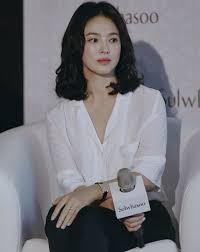 November 1981 in daegu) ist eine südkoreanische schauspielerin und model. Block B S P O Admits His Heart Pounded Seeing Song Hye Kyo S Beauty Ibtimes India