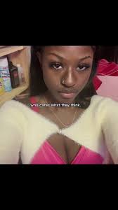 Danielle Shade (@floss33d)