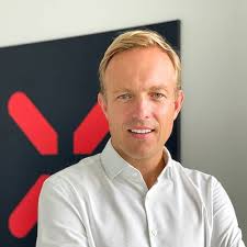 TRI Dental Implants: Team