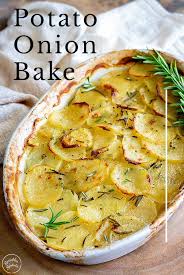 This French Layered Potato And Onion Bake Is A Simple Potato Dish Called Pommes Boulangere Or Boulan Boulangere Potatoes Best Potato Recipes Potato Side Dishes