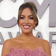 Emily Roscoe's Instagram, Twitter & Facebook