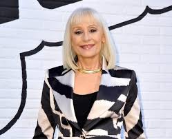 Raffaella maria roberta pelloni (born 18 june 1943), better known as raffaella carrà (italian: Sjyemyhgf56sdm
