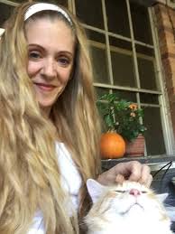 Sally Scratch & the Squirrel (Mysterious Horrors): Flowers, Dawna, Bowman,  Shawna: 9781689954952: Amazon.com: Books