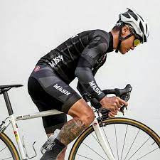 pin by bart nelissen on cycle clothes cycling outfit cycling photography biking outfit