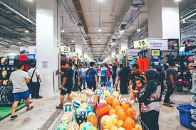 Decathlon gibt es bei ebay! Xavier Lur On Twitter The New Decathlon Store In Joo Koon Opens Today Largest Sports Megastore In Singapore To Date