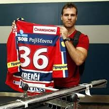 Jeho nástupce zatím nevybral, ve hře je však hned několik kandidátů. Hc Dynamo Pardubice David Krejci Ovladl Produktivitu Play Off Nhl
