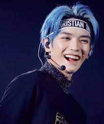 Pin By Ghf On Taeyong Nct Taeyong Taeyong Blue Hair Lee Taeyong