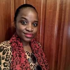 Ashley Holst (@ashley_holst)