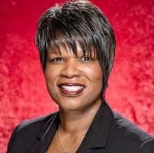 Margo Willis's Instagram, Twitter & Facebook