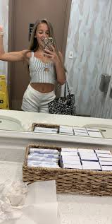 bbyAshley💕 on X: hows it goingg? sellingcontent teen buyingcontent  t.coF7aJCuSnwD  X