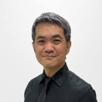 Desmond Chung's Instagram, Twitter & Facebook