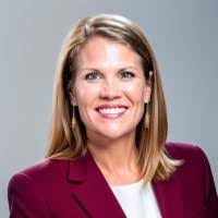 Ashley Lowe's Instagram, Twitter & Facebook