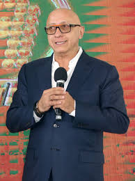 Chief content & distribution officer for @azteca. Alberto Ciurana Fallece Tras Contagiarse De Covid 19