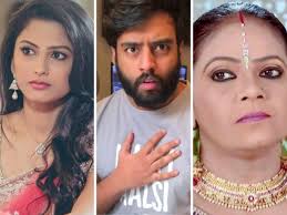 VIDEO] Musical interpretation of Kokila Ben, Gopi Bahu and Rashi Ben goes  viral, netizens can't stop tripping