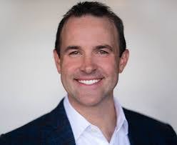 Laura Lundin's Instagram, Twitter & Facebook