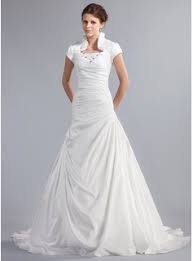 Check spelling or type a new query. A Linie Princess Linie Stehkragen Kapelle Schleppe Taft Brautkleid Mit Perlen Verziert Gestufte Ruschen 002012802 Dressfirst